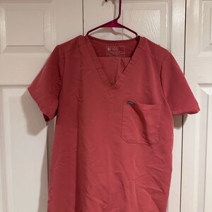 Figs Women's Coral V-Neck Short Sleeve Tee